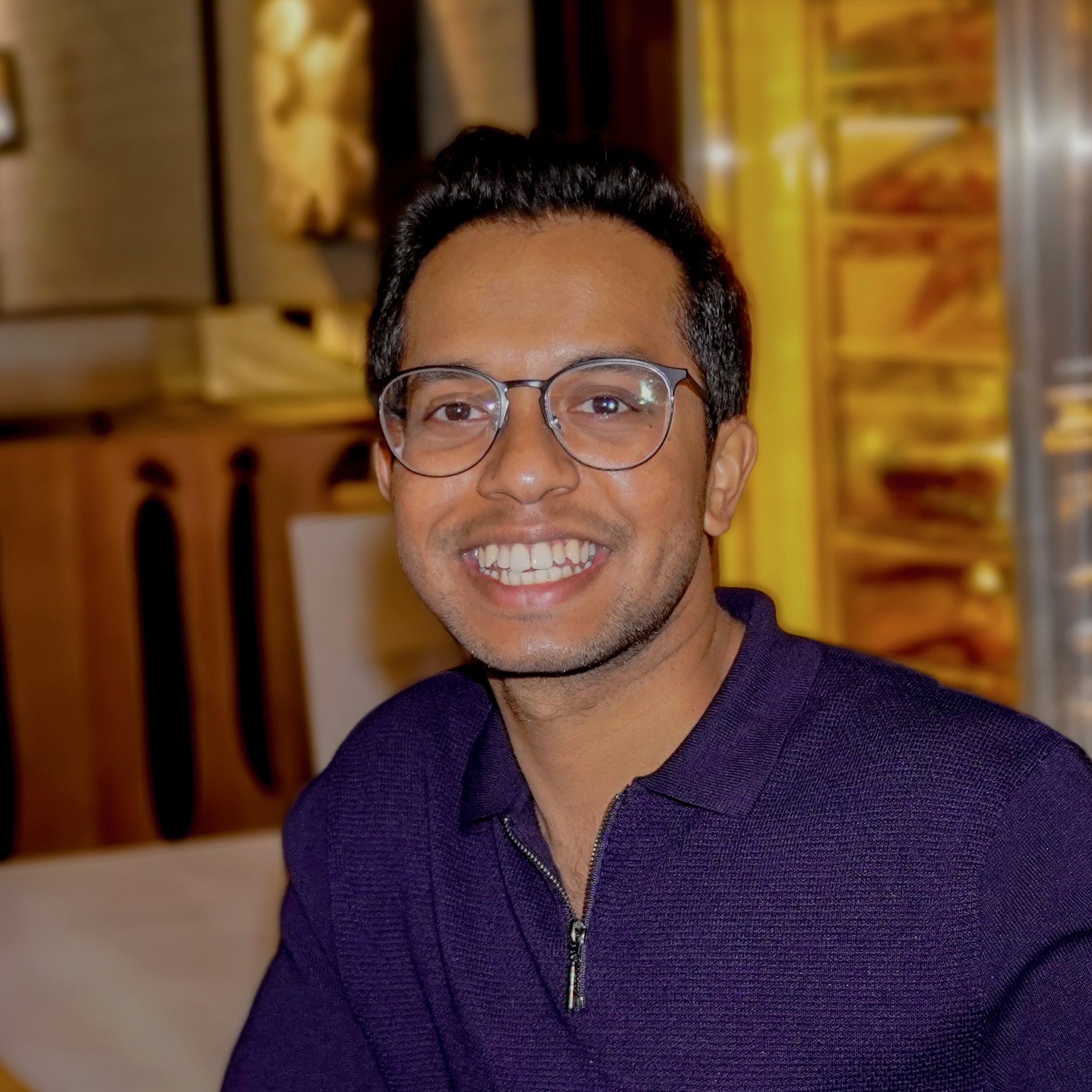 Hussel Suriyaarachchi's avatar